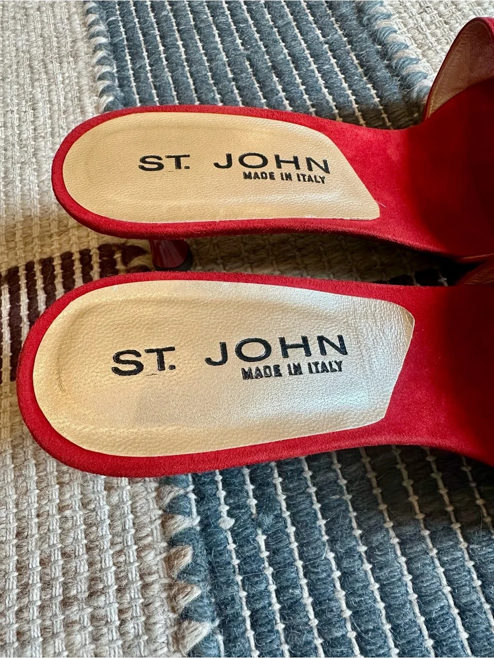 St. John Vintage Red Star Suede Embellished Kitten Heels